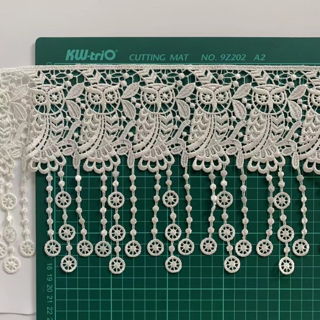 White Floret Cotton With Wavy Edges Lace Trim